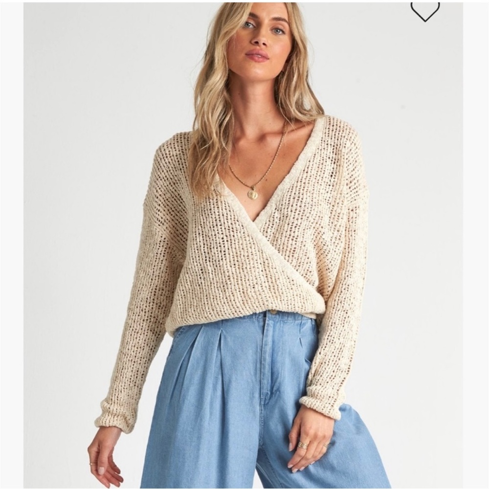 Billabong Beach Sweater - Like New!